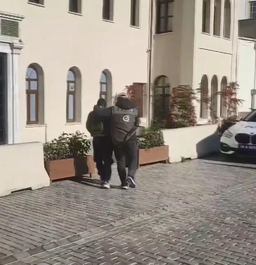 Beşiktaş’ta kediyi tekmeleyensaldırganın cezası belli oldu 4