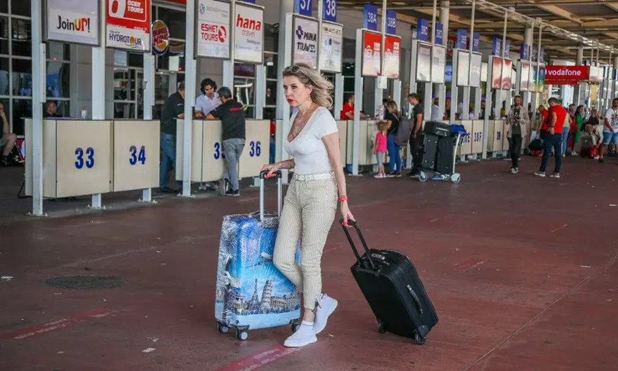 Antalya'da ev bulamayan yabancılar apart otelleri doldurdu 3