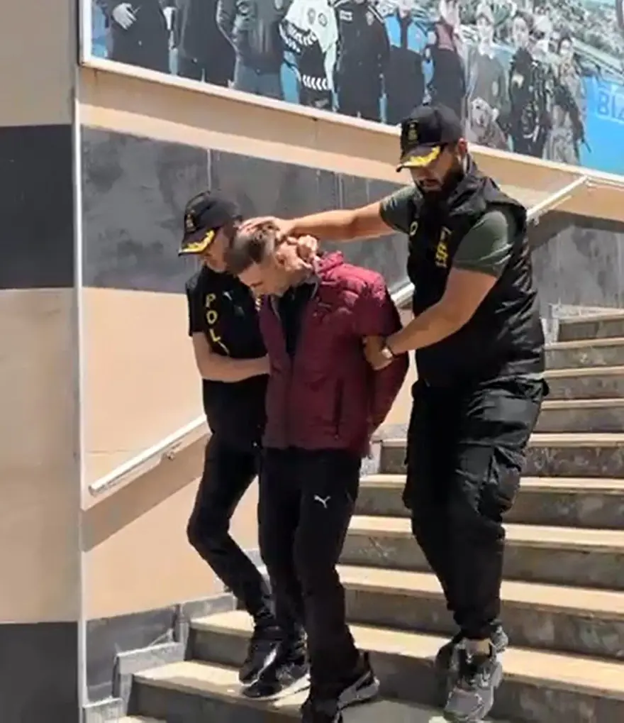 İETT otobüsünü kaçırıp geziye çıktı 5