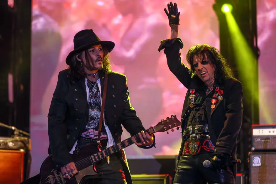 Johnny Depp'li Hollywood Vampires grubu İstanbul'da konser verdi 10