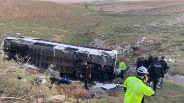 Üç üniversitelinin öldüğü kazada şoföre tutuklama