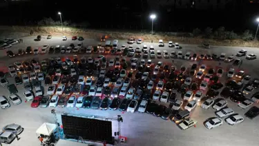Nevşehir'de otomobillerle 'açık hava sineması' etkinliği