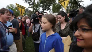 İklim aktivisti Thunberg'den Beyaz Saray önünde protesto