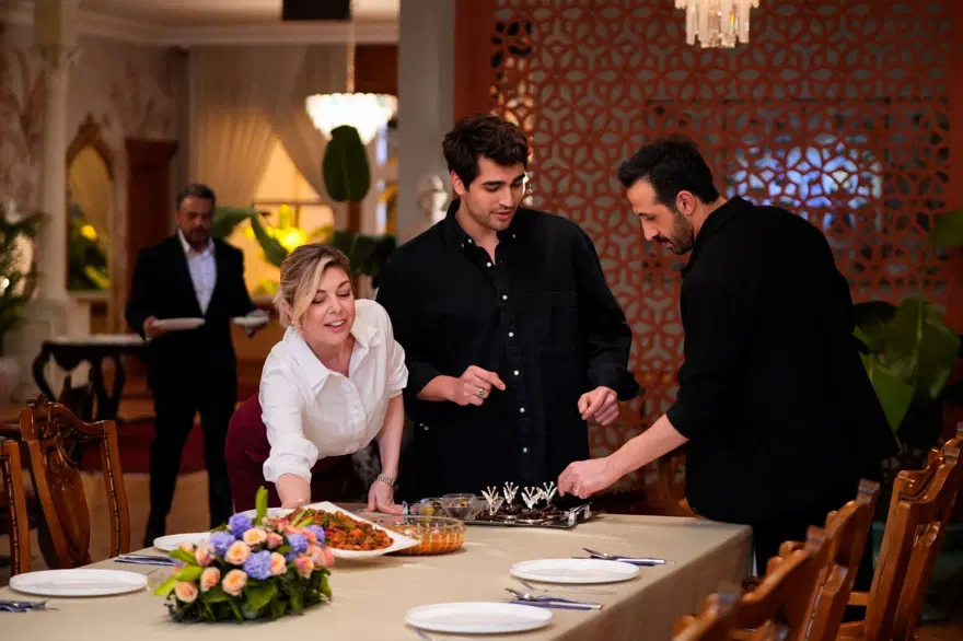 SEYRAN İMZAYI ATTI 5