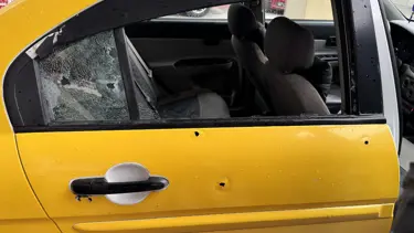 Adana'da taksiye silahlı saldırı: Arka koltuktaki yolcu yaralandı