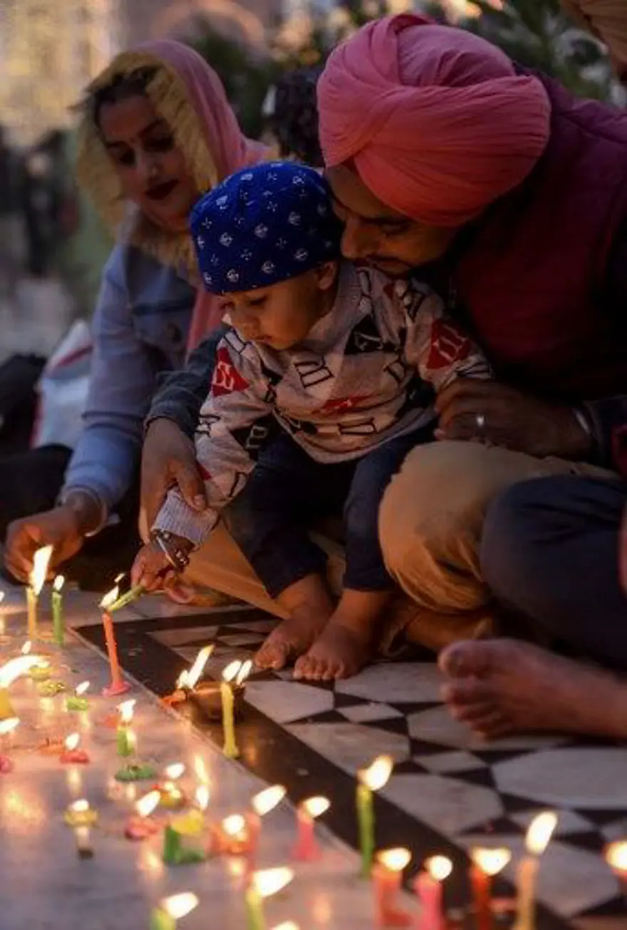Hindistan'da Diwali festivali kutlandı 2