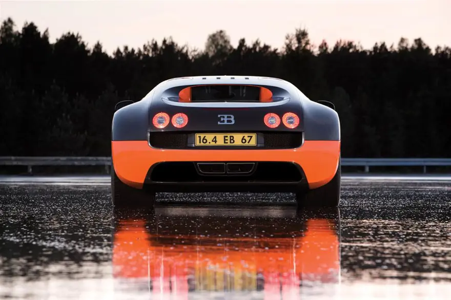 Bugatti Veyron 16.4 Super Sport 1