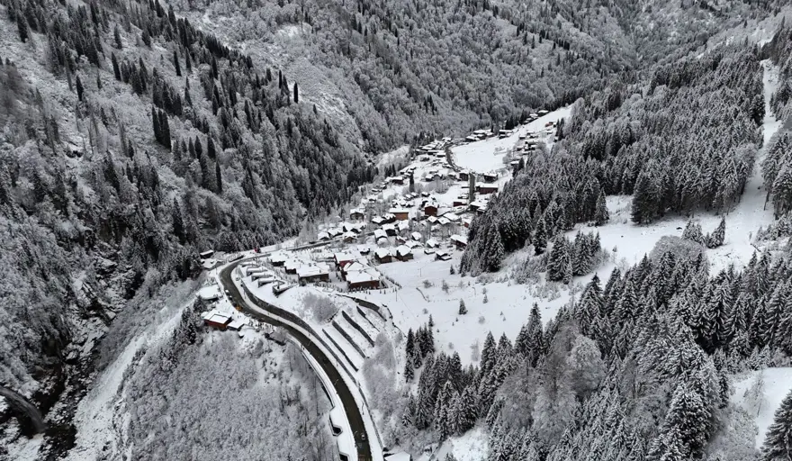 Kaçkar Dağları'nda heliski heyecanı 6 Ocak'ta başlayacak 4