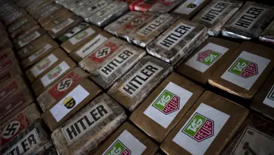 İspanya'da 9.5 ton kokain ele geçirildi: Üzerinde Hitler ve Nazi sembolü var