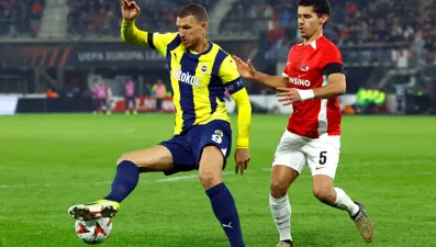 Fenerbahçe, Avrupa&#x27;da kazandı: Çekya&#x27;da 3 gollü gece