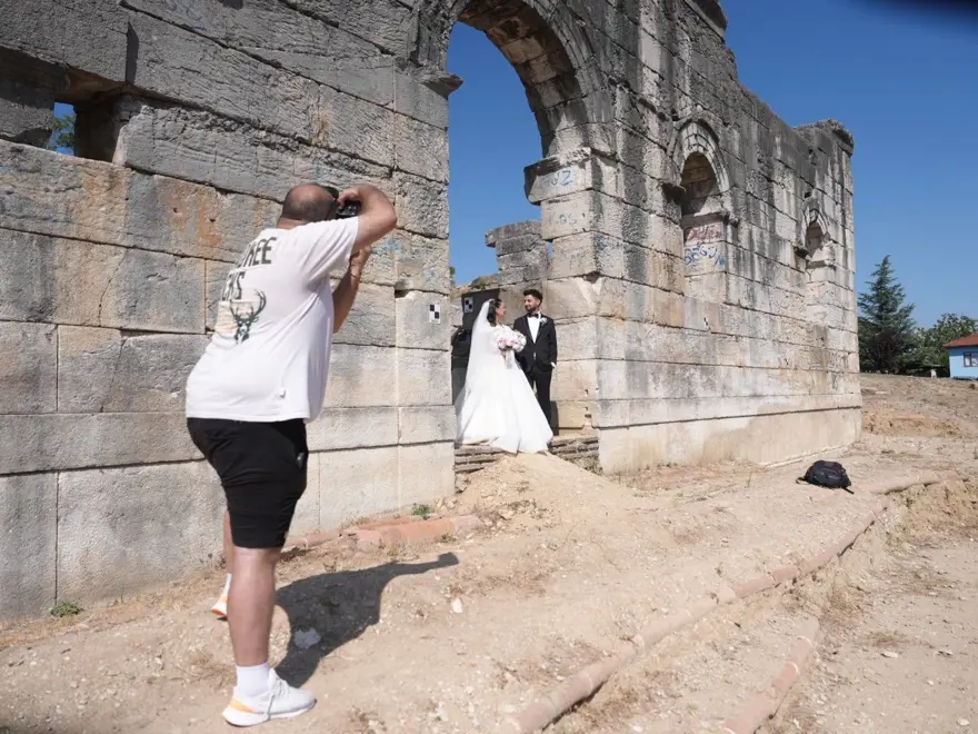 ''DÜZCELİ DEĞİLİZ AMA BURAYI TERCİH ETTİK'' 3