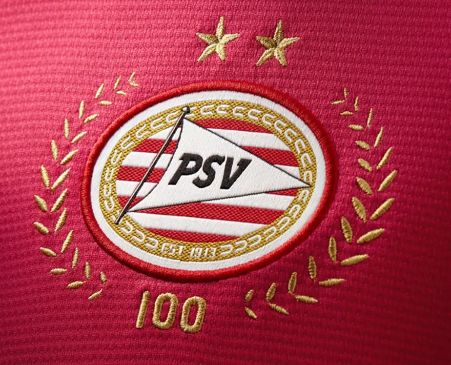 40. PSV Eindhoven 10