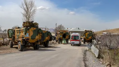 Van'da iki aile arasında kavga: 3 ölü, 8 yaralı