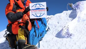 Nepalli "Everest Adam" 29. zirve rekorunu kırdı