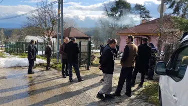 Devrilen ağacın dallarını keserken düşüp hayatını kaybetti