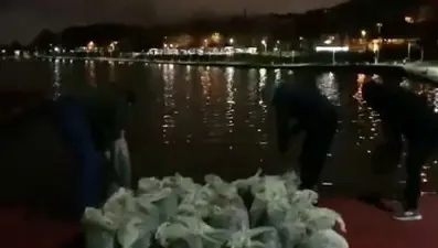 Yasak bölgede midye avcılığı yapanlara para cezası