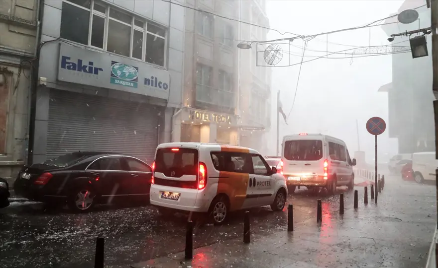 İstanbul'da etkili yağış (20 dakikalık kabus) 40