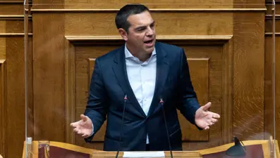 Çipras: Hükümeti eleştirdiğimizde Türkiye yanlısı olmakla suçlanıyoruz