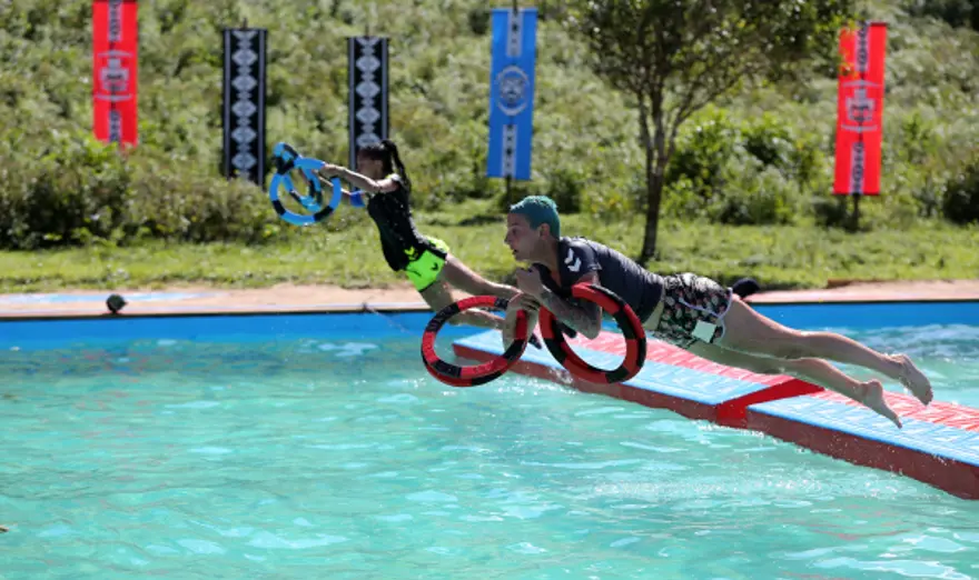 Survivor'da kim elendi? 1. Hafta (Survivor adasına ilk veda gönüllüler takımından) 40