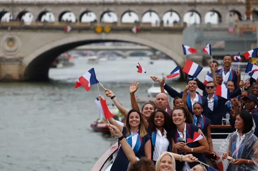 Paris 2024 Olimpiyat Oyunları'nın açılış töreni 9