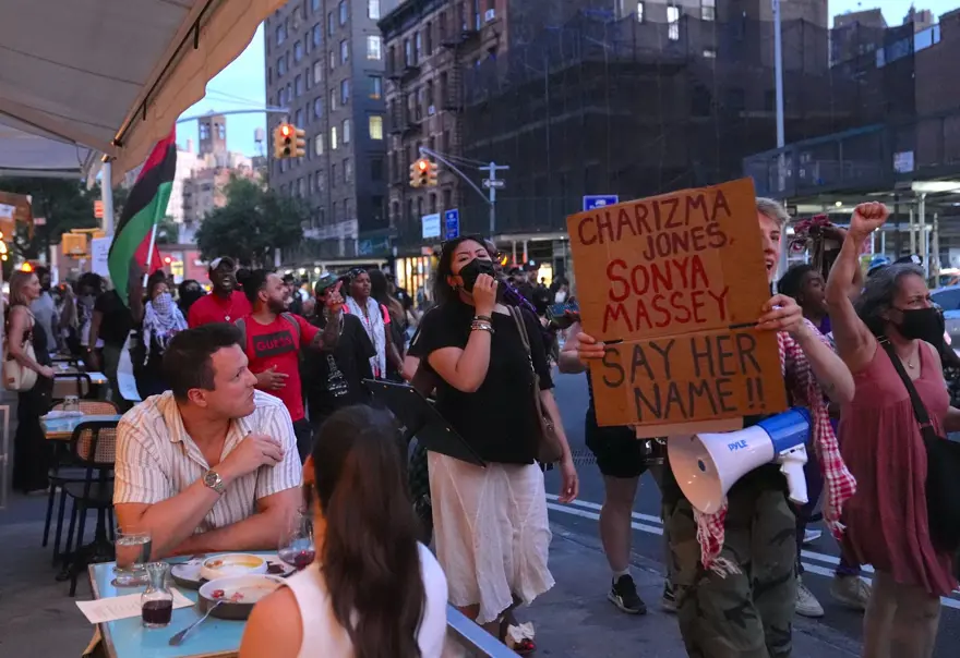 RESMİ GÖREVİ KÖTÜYE KULLANMA SUÇLAMASI 5