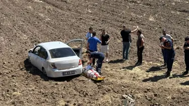 Osmaniye'de otomobil tarlaya uçtu: Üç yaralı