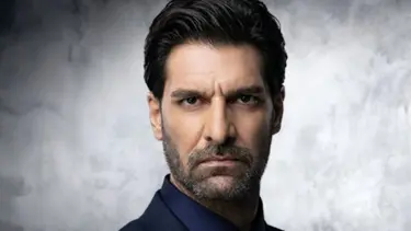 Deha dizisinin Karga'sı Taner Rumeli kimdir?