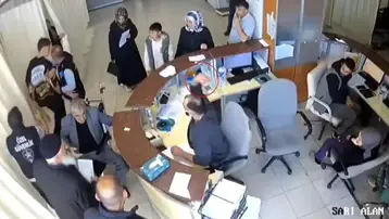 KOAH hastasına kalem fırlatan doktor hakkında karar