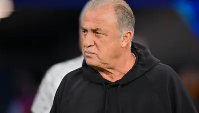 Cristiano Ronaldo'nun fileleri sarstığı maçta Fatih Terim galibiyete izin vermedi: 4 gol, 1 kırmızı kart