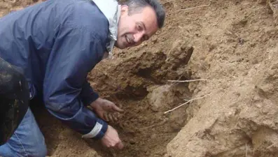 Doğadan kendi elleriyle topluyor: 40 yıldır emek vererek işliyor