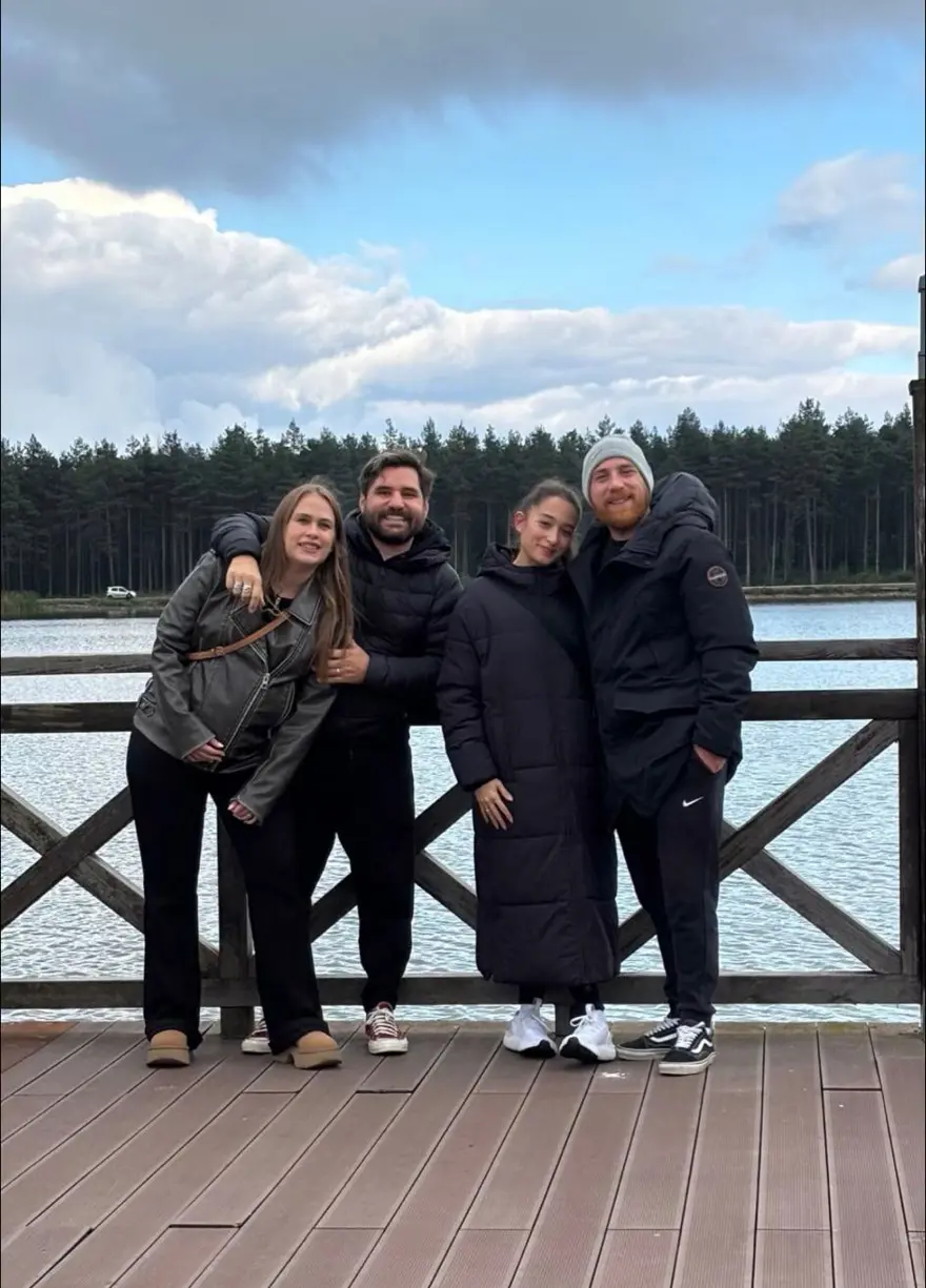 Bebek bekleyen Begüm Öner ile Ceyhun Fersoy'dan mutluluk pozu 5 Bebek bekleyen Begüm Öner ile Ceyhun Fersoy'dan mutluluk pozu 5