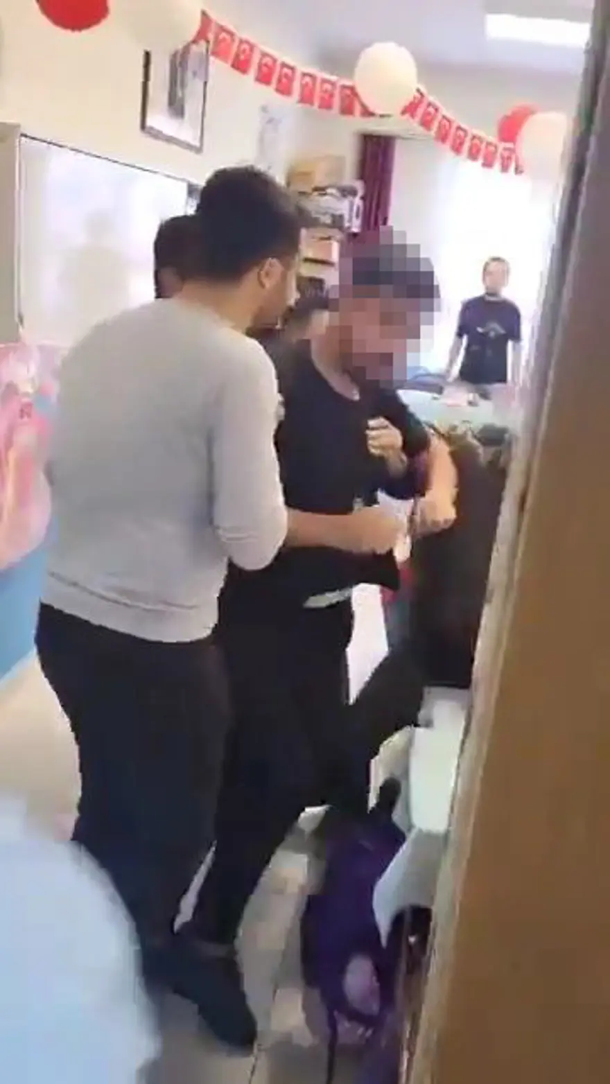 Sınıfı basıp öğretmenlere saldıranlar 300’er bin lira kefaletleserbest kaldı 1