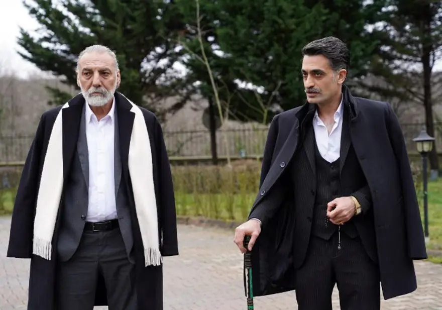 FERİT İLE SEYRAN YAKINLAŞMASINA KAZIM AĞA'DAN VETO 3