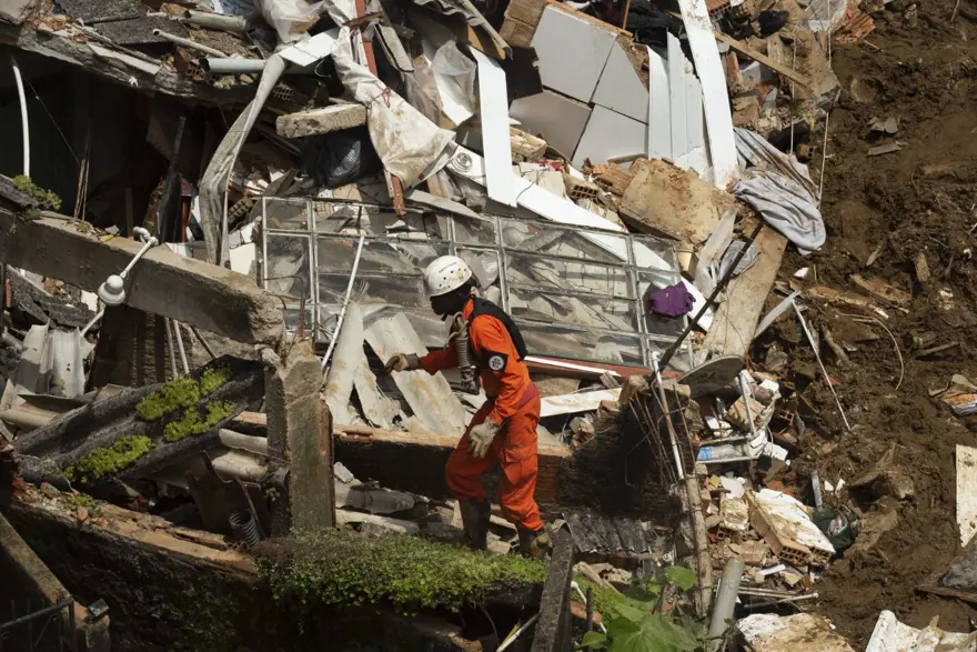Brezilya'daki sel felaketinde ölenlerin sayısı 111'e yükseldi 12