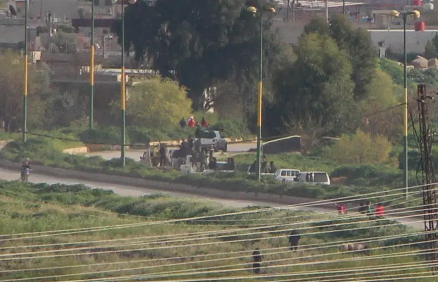 Sınırdaki YPG konvoyu görüntülendi 6