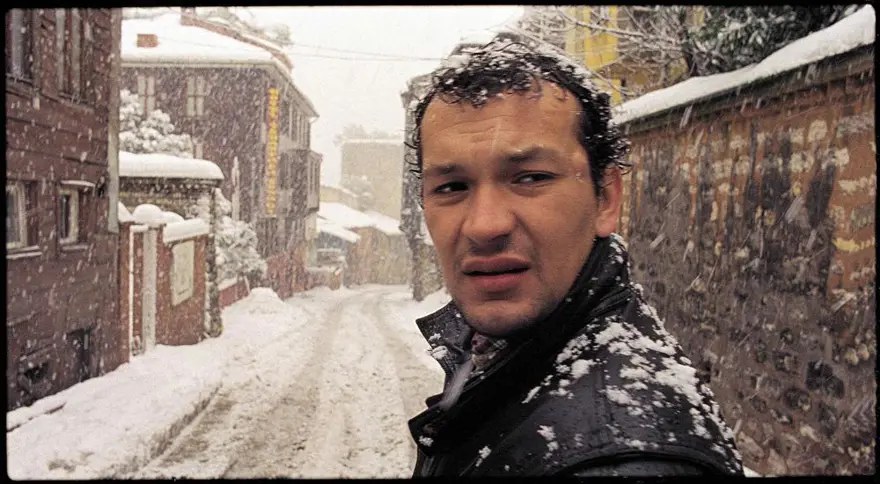 Uzak (Nuri Bilge Ceylan) 12