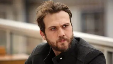 Aras Bulut İynemli kimdir? (Çukur dizisinin Yamaç'ı Aras Bulut İynemli kaç yaşında?)