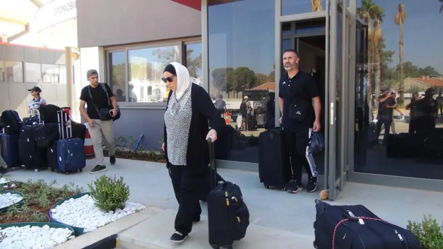 Lübnan’dan tahliyeler sürüyor: 362 kişi gemiyle Mersin’egeldi 3