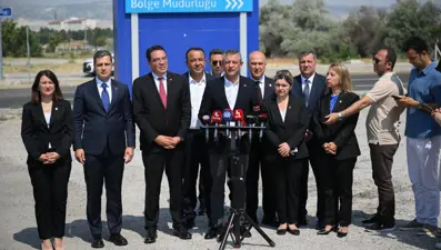 Özgür Özel TUSAŞ'ı ziyaret etti: "Gurur duyduk, ümit ederiz daha büyük başarılar gelecek"