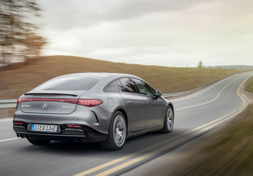 Lüksün zirvesi elektriklendi: En lüks 10 elektrikli otomobil 19