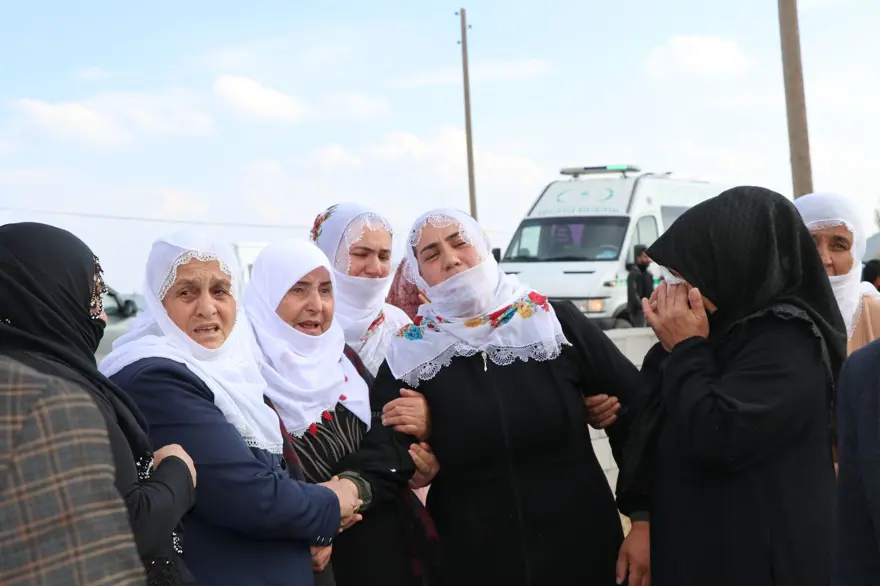 Kuduzdan hayatını kaybeden çocuğa veda 3