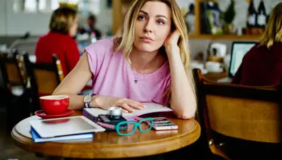 Kadınlarda Dikkat Eksikliği ve Hiperaktivite Bozukluğu nasıl anlaşılır? 7 işaret ele veriyor