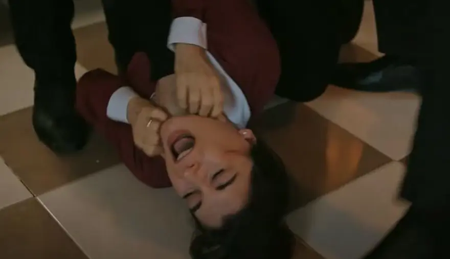 ABİDİN, SULTAN'A SALDIRDI 8 ABİDİN, SULTAN'A SALDIRDI 8