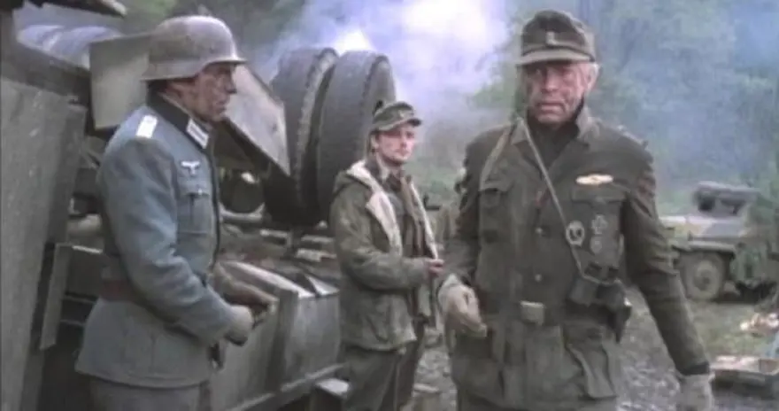 20-Cross Of Iron (1977) 30