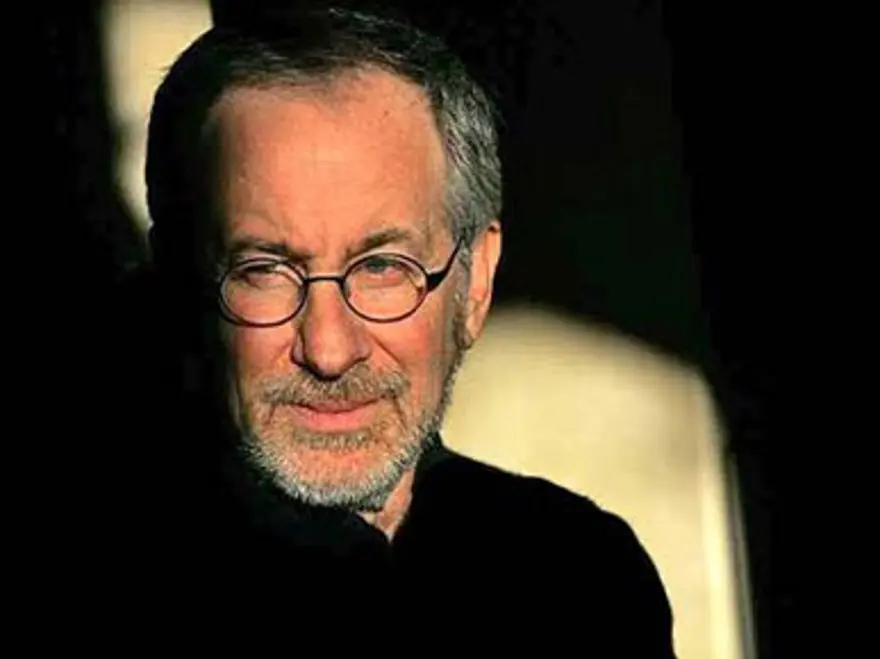 22- Steven Spielberg 21