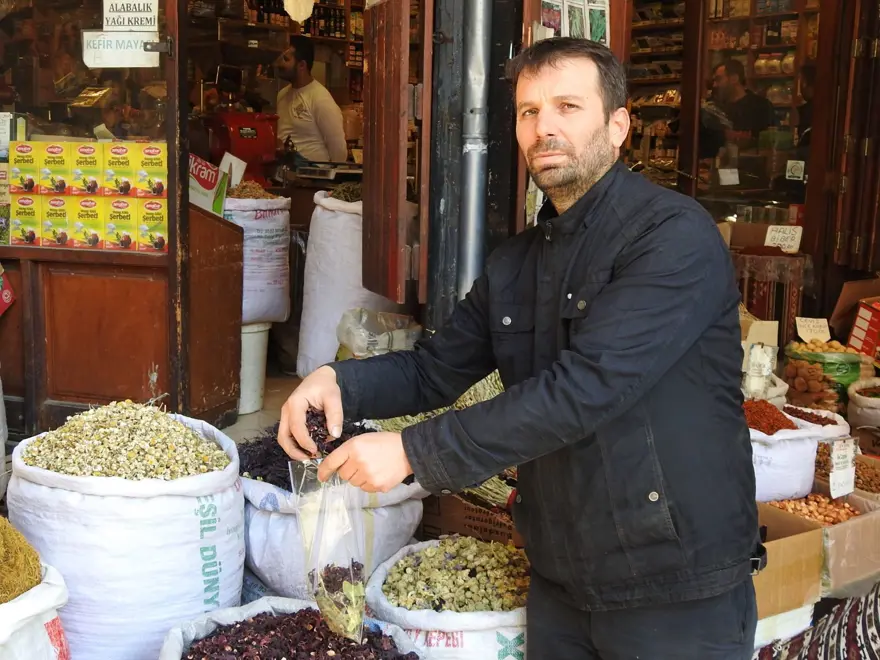 Havalar soğuyunca herkes ona koştu! Günde iki bardak içmek yetiyor: Kilosu 2 bin liradan başlıyor 4