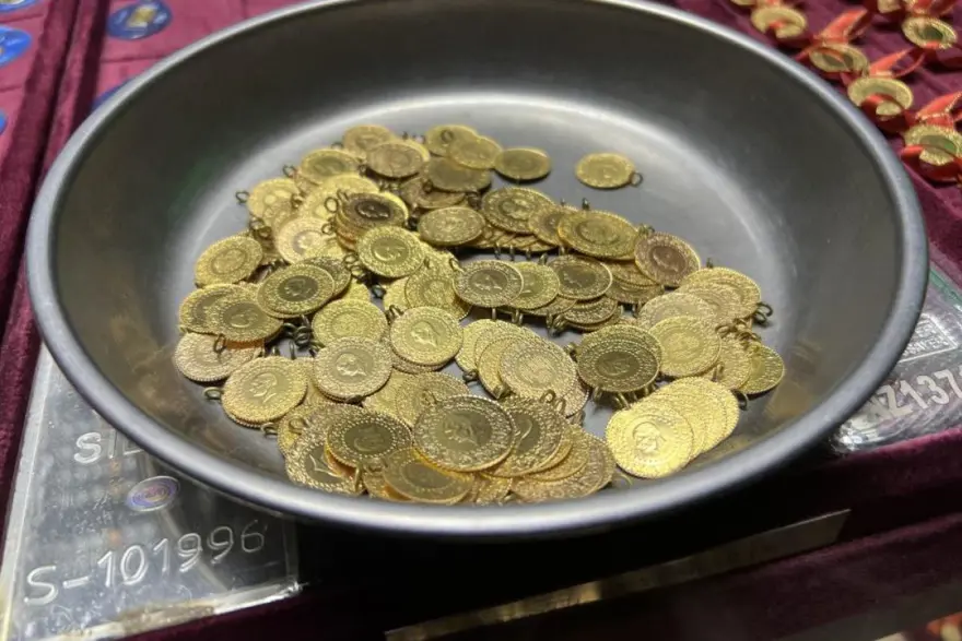 Altın yükseliyor mu, düşüyor mu? 9 Ekim altın fiyatları canlı: Gram altın kaç TL oldu? 3