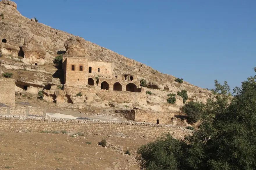 Avrupa’dan Şırnak’a dönüş (İlk etapta 5 aile memleketlerinedönüyor) 1 Avrupa’dan Şırnak’a dönüş (İlk etapta 5 aile memleketlerinedönüyor) 1