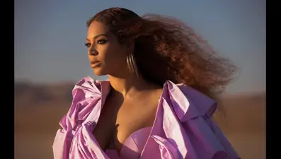 Beyonce'nin Aslan Kral filmi için yaptığı Spirit şarkısı klibi