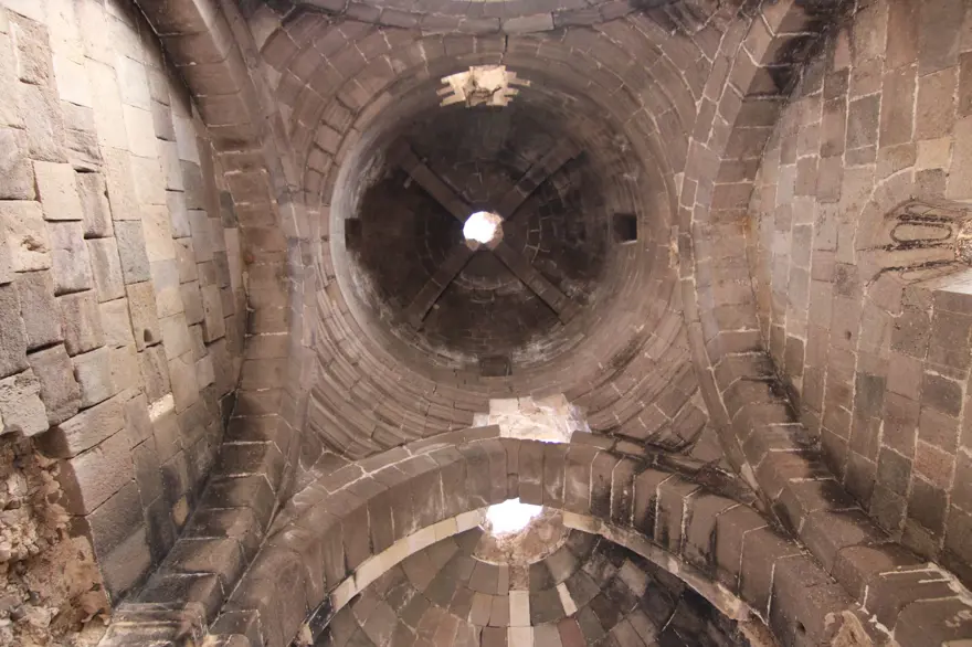 Van'daki Saint Stefanos Kilisesi turizme kazandırılacak 15 Van'daki Saint Stefanos Kilisesi turizme kazandırılacak 15